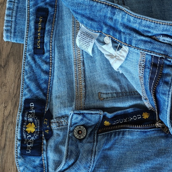 Like new Lucky Brand Lolita Skinny Ankle Jeans - Picture 2 of 6